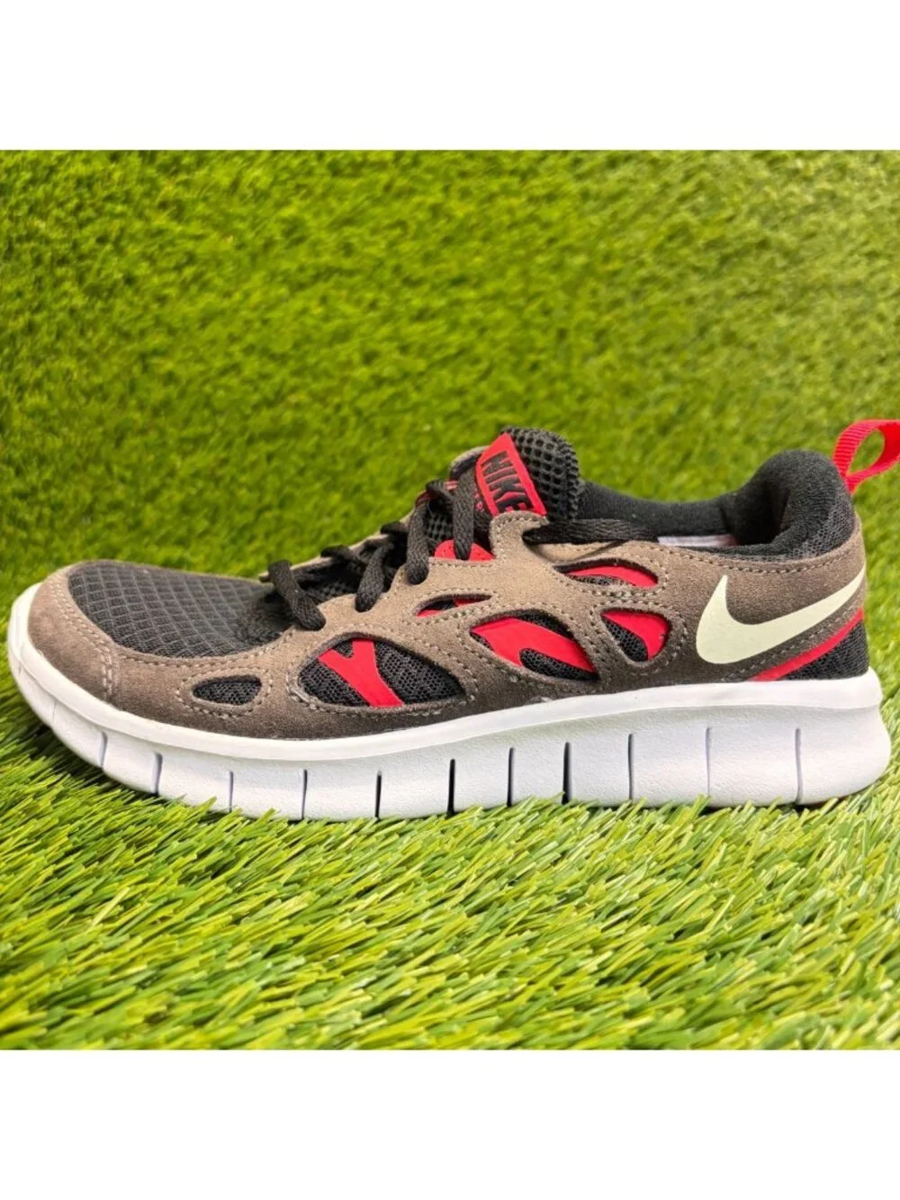 Nike please review